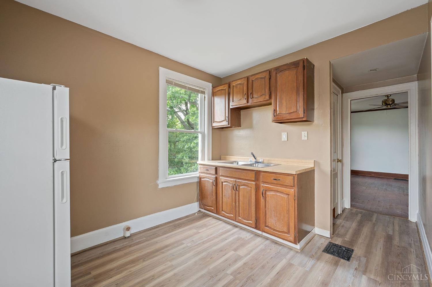 3921 Race Road Cincinnati, OH 45211 - Photo 11 of 35 Gallery Image 11
