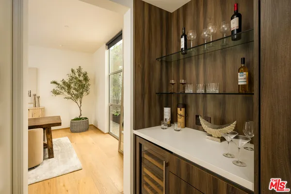 $4,995,000 | 2102 Pier Avenue, Santa Monica, CA 90405