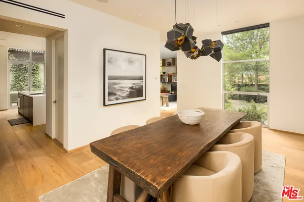 $4,995,000 | 2102 Pier Avenue, Santa Monica, CA 90405