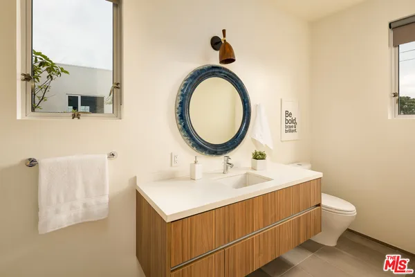 $4,995,000 | 2102 Pier Avenue, Santa Monica, CA 90405