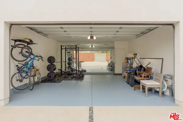 $4,995,000 | 2102 Pier Avenue, Santa Monica, CA 90405