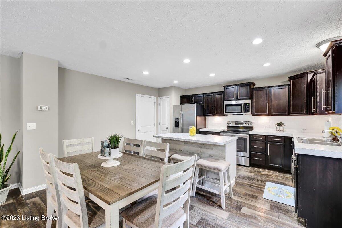 7814 Westbrook Road Louisville, KY 40258 - Photo 11 of 43 11-7814 Westbrook Rd-110