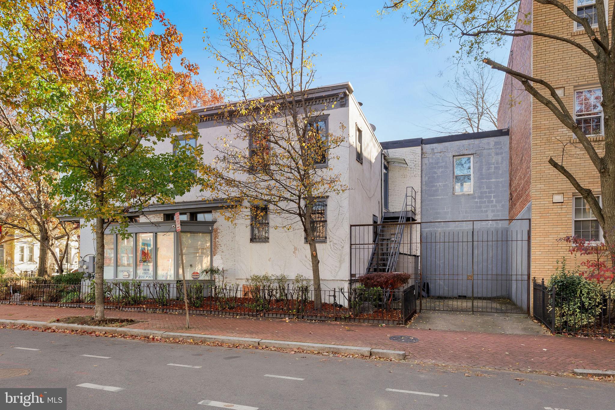 721 D Street Northeast Washington, DC 20002 - Photo 33 of 35 a view of a house
