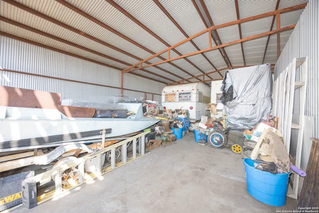 $487,367 | 6915 Farm To Market 2200, Yancey, TX 78886