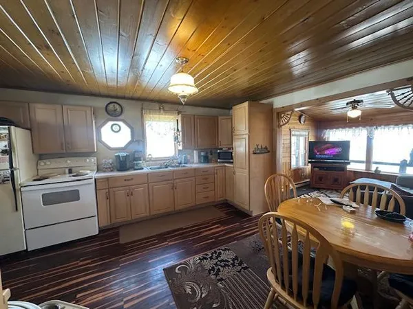 $265,000 | 41990 County Road 308, Deer River, MN 56636