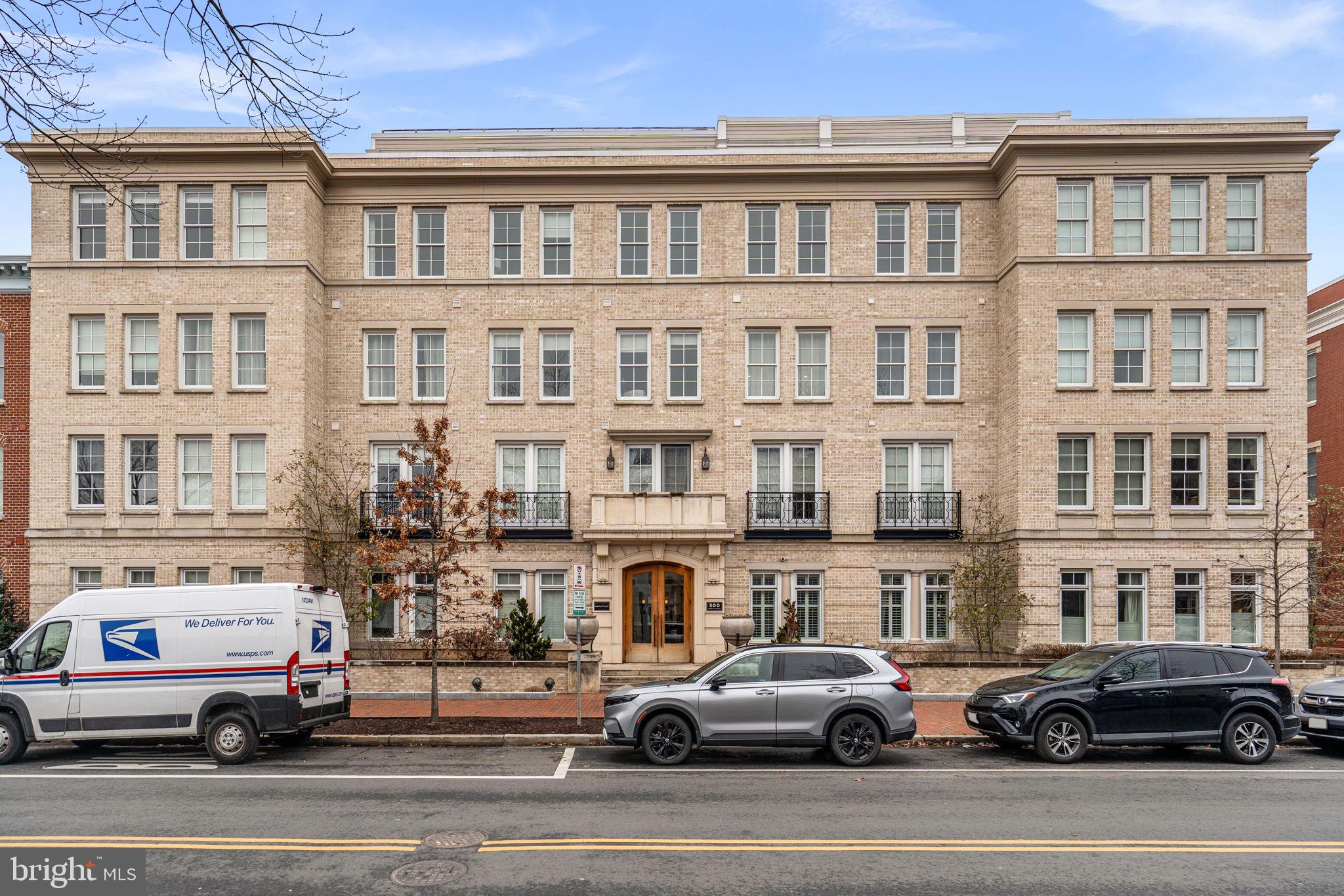 300 8th Street Northeast, Unit 102 Washington, DC 20002 - Photo 2 of 31
