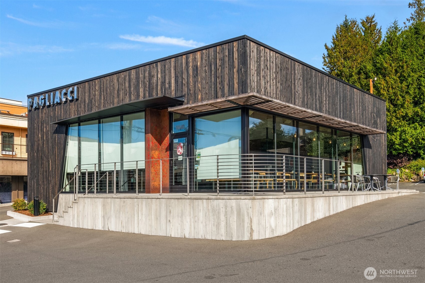 12014 98th Avenue Northeast, Unit 101 Kirkland, WA 98034 - Photo 25 of 33 a house view with a outdoor space