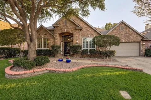 $550,000 | 8717 Falcon Crest Drive, McKinney, TX 75072