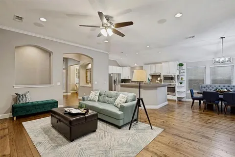 $550,000 | 8717 Falcon Crest Drive, McKinney, TX 75072