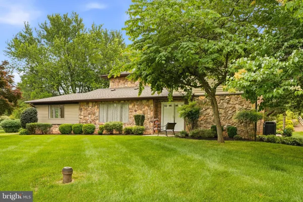 $875,000 | 13164 Holly Loch Lane, Highland, MD 20777