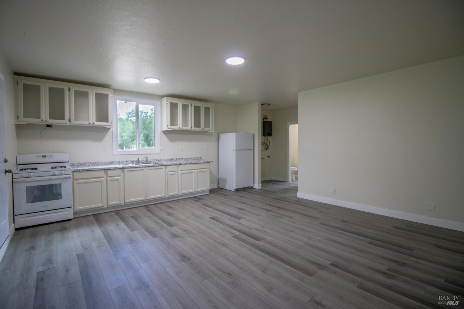 18601 Van Arsdale Road Potter Valley, CA 95469 - Photo 27 of 41