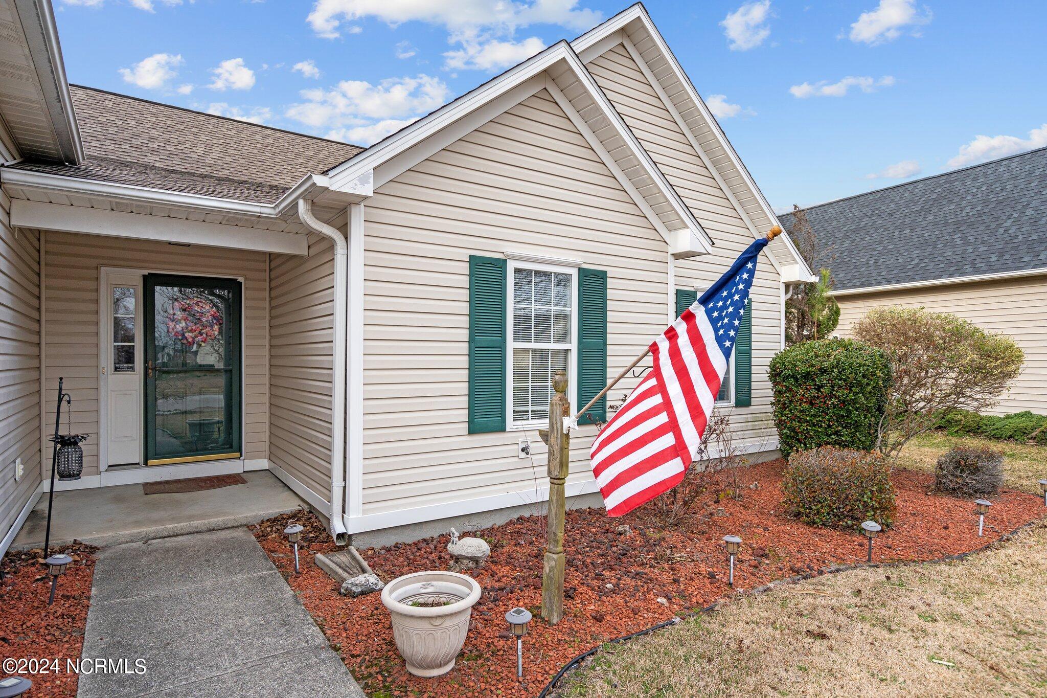 1303 Maple Ridge Road Wilmington, NC 28411 - Photo 2 of 41 5-web-or-mls-DSC02355