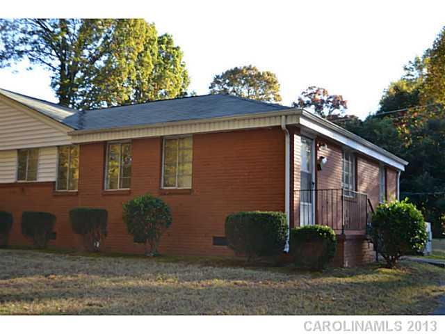3233 Minnesota Road, Unit 3233 Charlotte, NC 28208 - Photo 2 of 7 Gallery Image 2