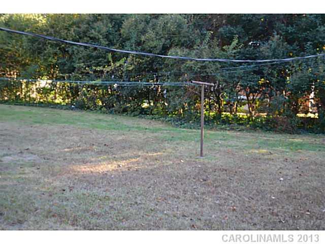3233 Minnesota Road, Unit 3233 Charlotte, NC 28208 - Photo 7 of 7 Gallery Image 7