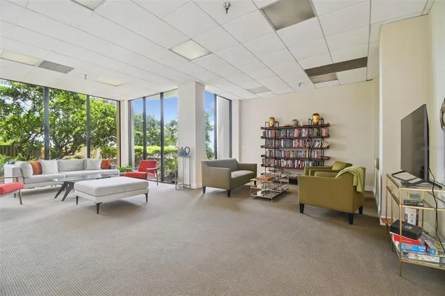 $3,650 | 2413 Bayshore Boulevard, Unit 2004, Tampa, FL 33629