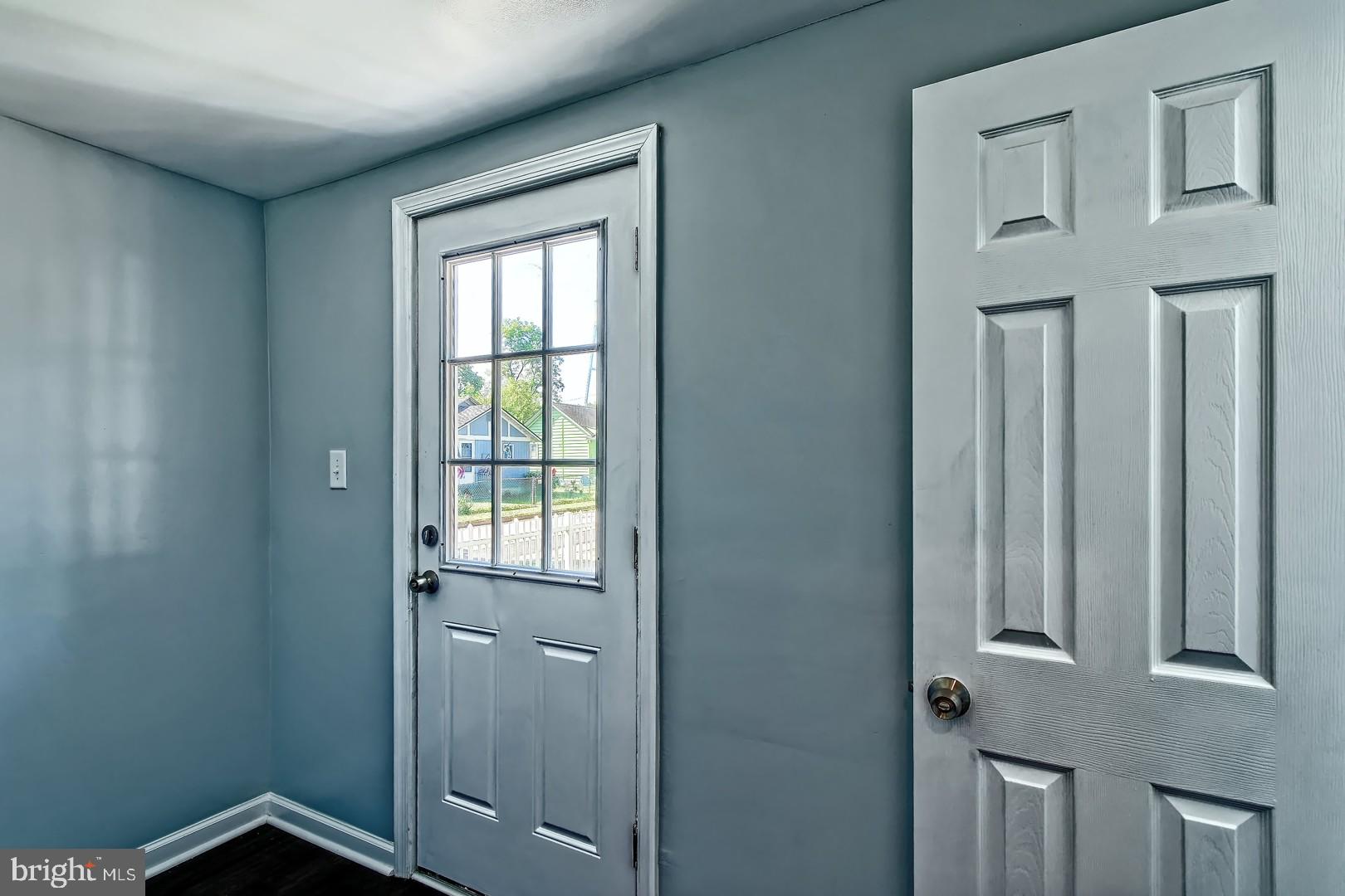 249 Broadway Carneys Point, NJ 08069 - Photo 11 of 28 Gallery Image 11