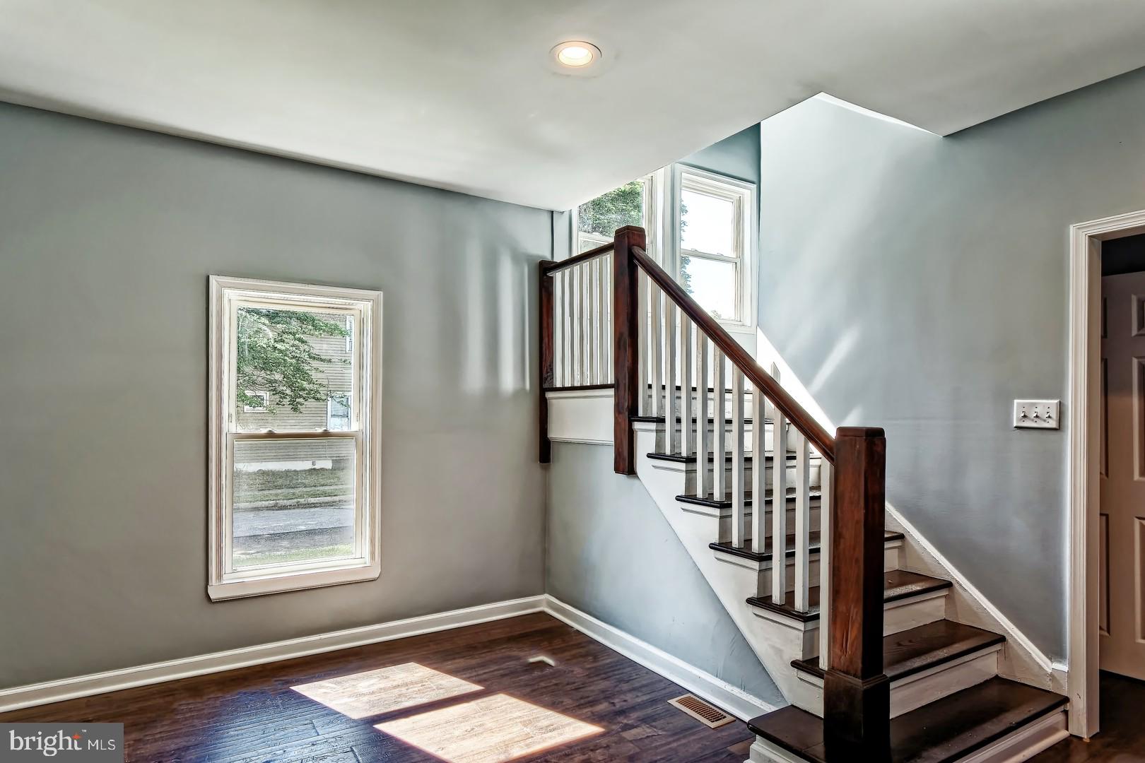 249 Broadway Carneys Point, NJ 08069 - Photo 13 of 28 Gallery Image 13