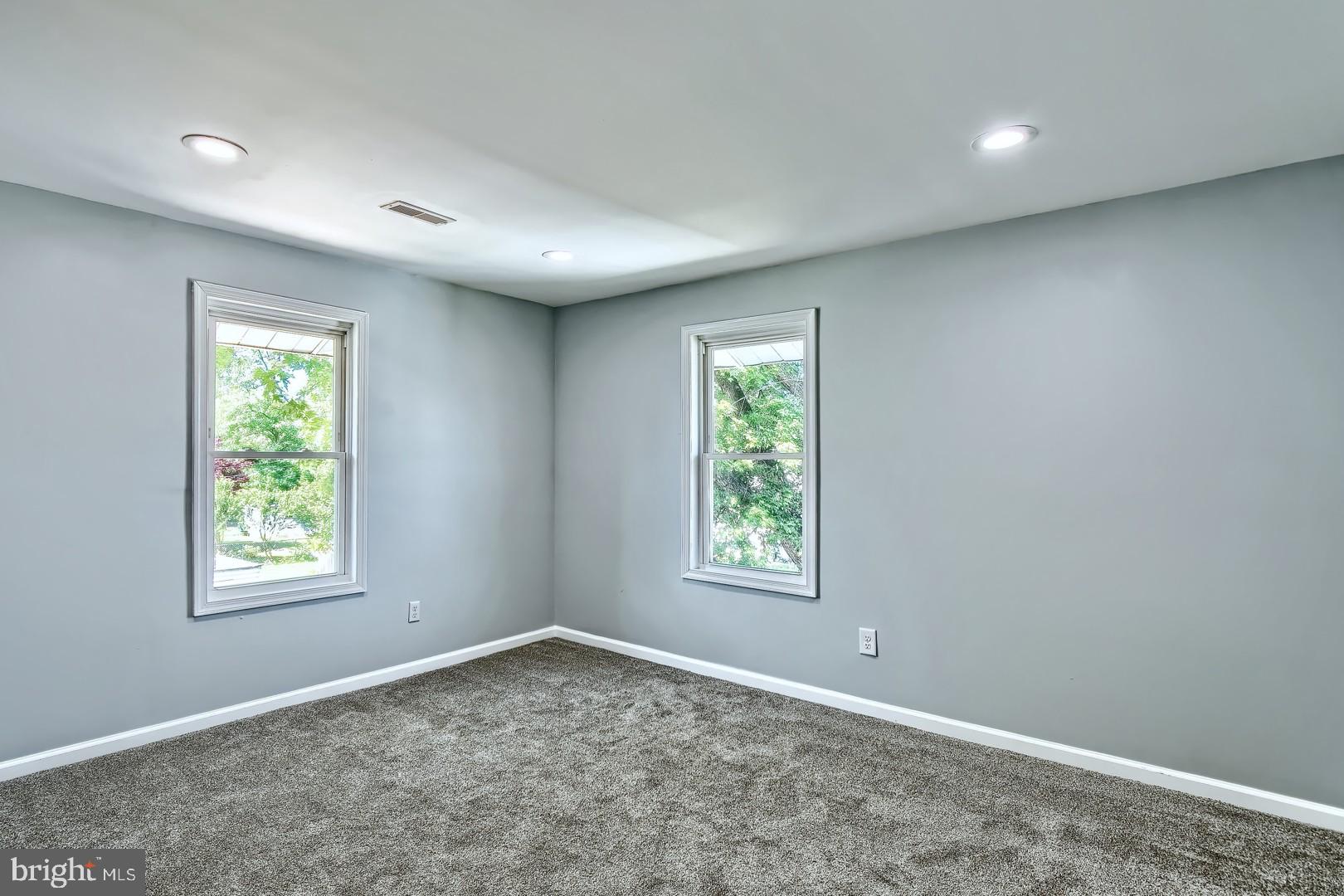 249 Broadway Carneys Point, NJ 08069 - Photo 15 of 28 Gallery Image 15