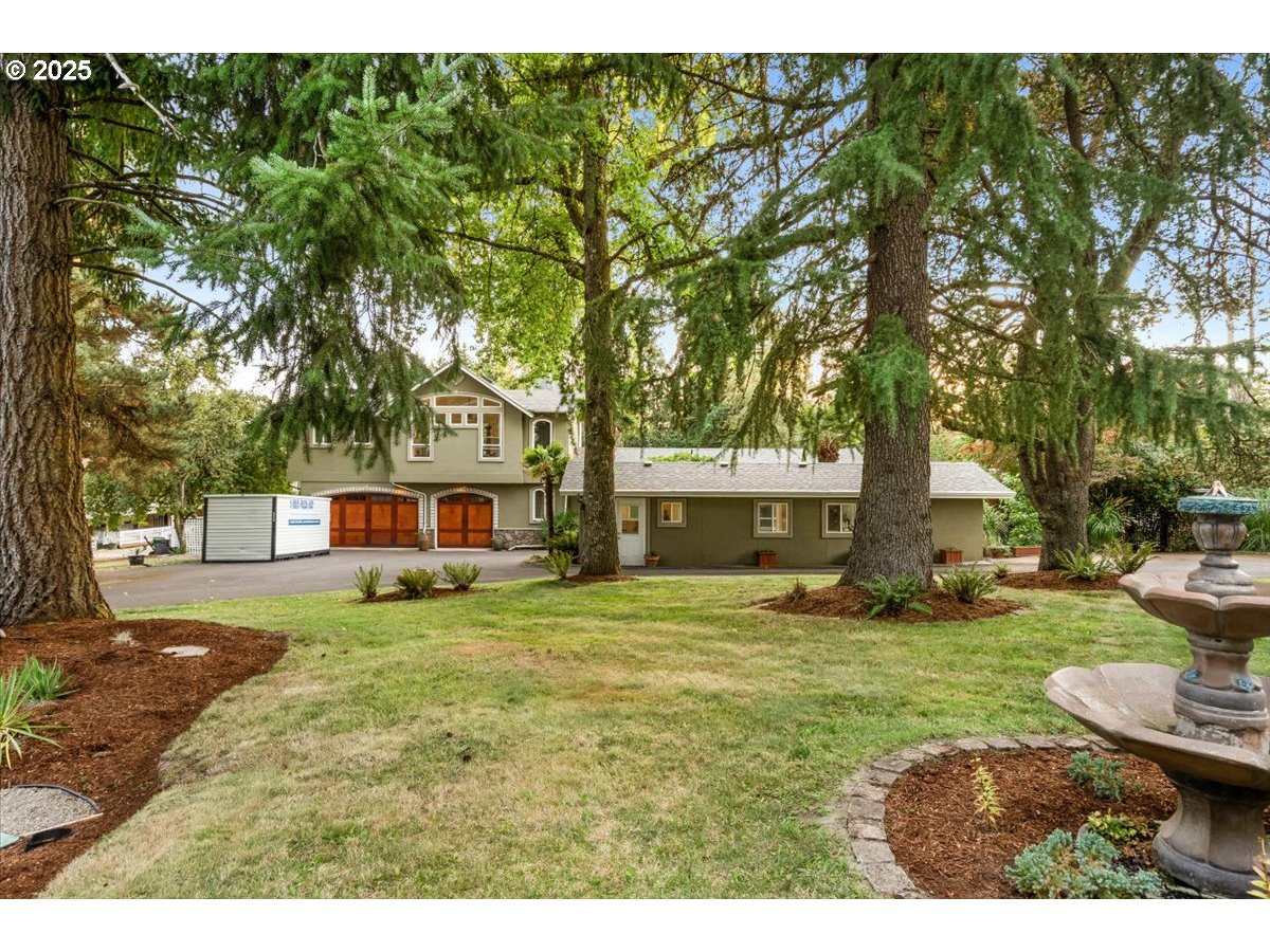 14925 Southwest 133rd Avenue Portland, OR 97224 - Photo 2 of 48