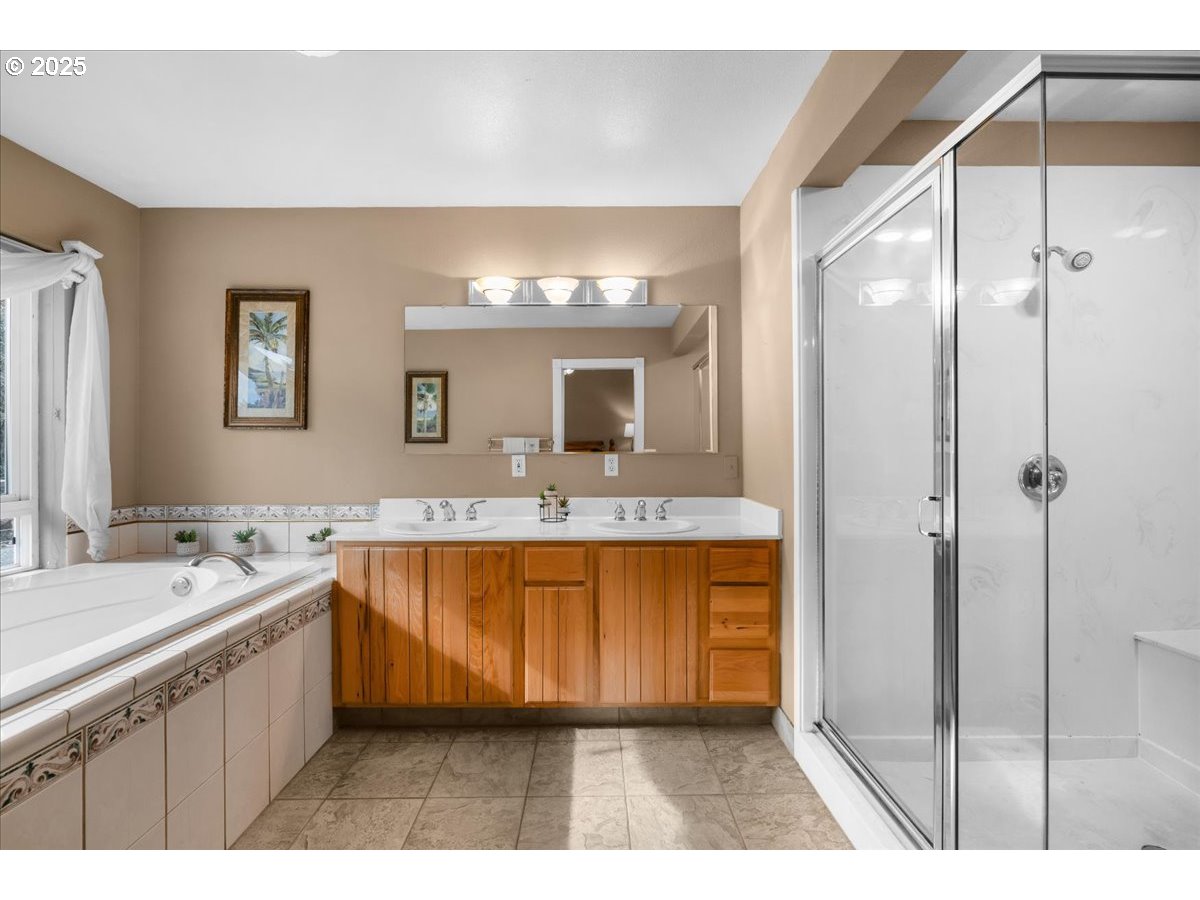 14925 Southwest 133rd Avenue Portland, OR 97224 - Photo 32 of 48