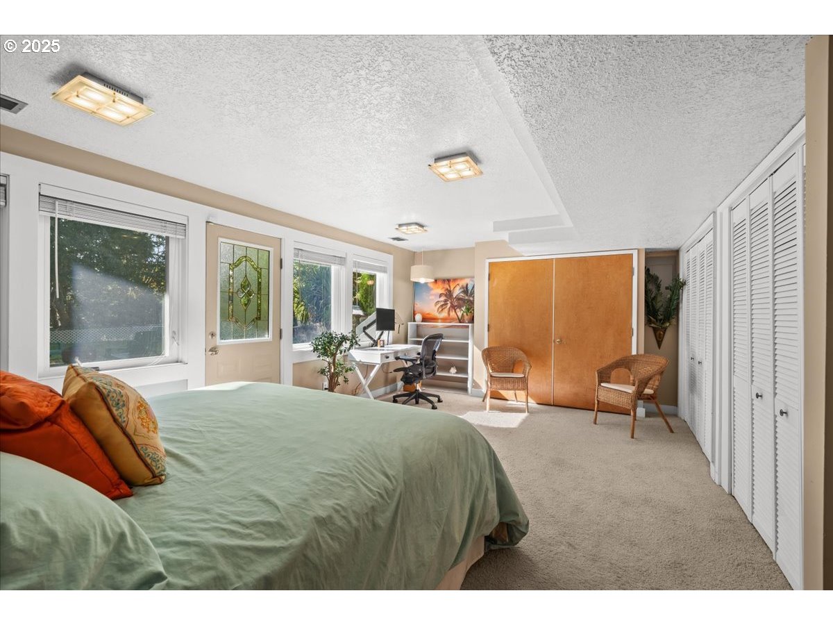14925 Southwest 133rd Avenue Portland, OR 97224 - Photo 34 of 48