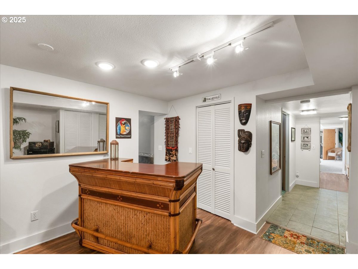 14925 Southwest 133rd Avenue Portland, OR 97224 - Photo 38 of 48