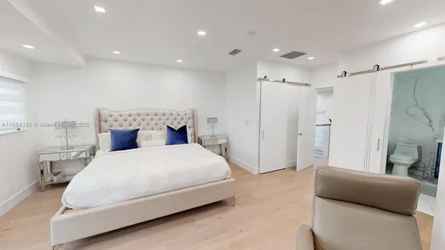 $7,900 | 1055 Northwest 99th Avenue, Plantation, FL 33322