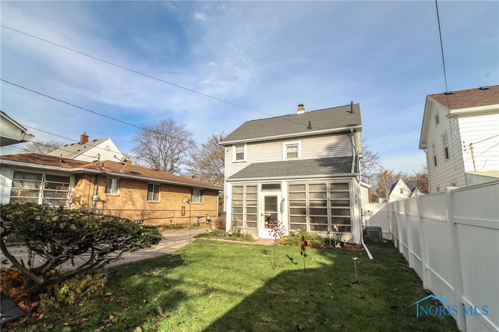 651 Waybridge Road Toledo, OH 43612 - Photo 30 of 35 Gallery Image 30