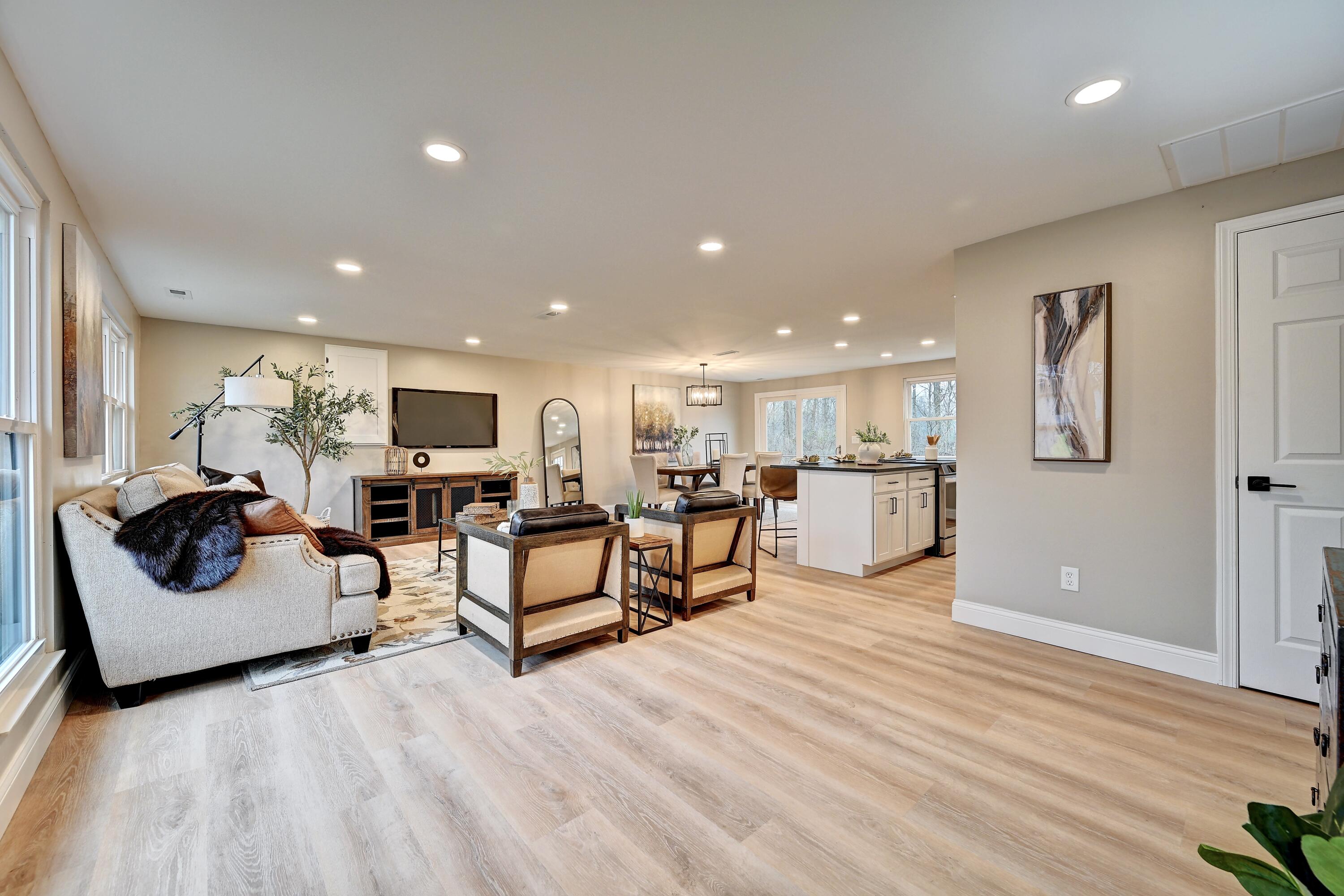 46 Waterside Way Covington, KY 41017 - Photo 2 of 22 Gallery Image 2