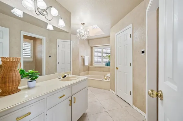 $525,000 | 4440 Alydar Drive, Burleson, TX 76028