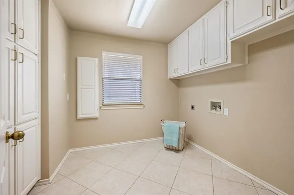 $525,000 | 4440 Alydar Drive, Burleson, TX 76028