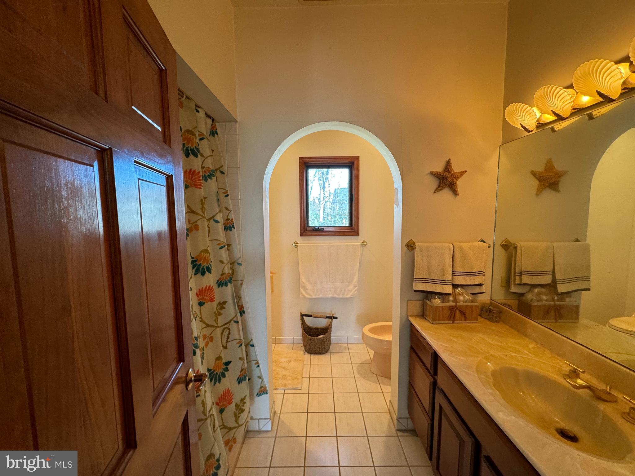 4831 Idlewilde Road Shady Side, MD 20764 - Photo 12 of 27 Upstairs Full Bath