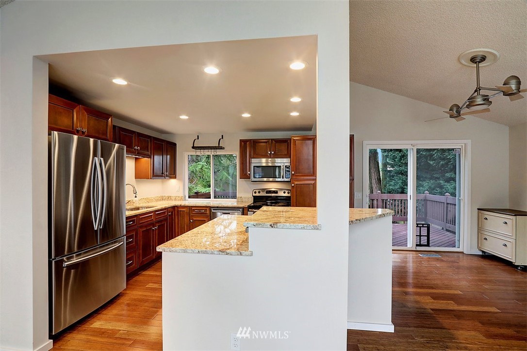 16731 23rd Avenue Southeast Bothell, WA 98012 - Photo 4 of 19 Gallery Image 4