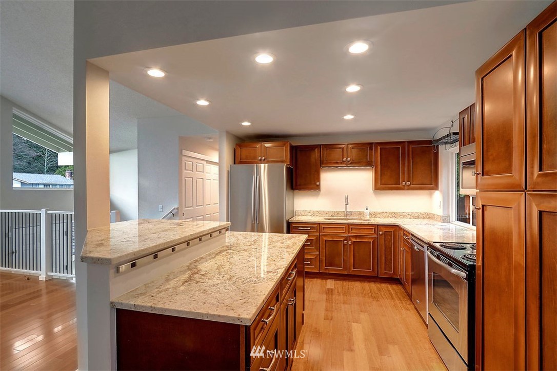 16731 23rd Avenue Southeast Bothell, WA 98012 - Photo 6 of 19 Gallery Image 6