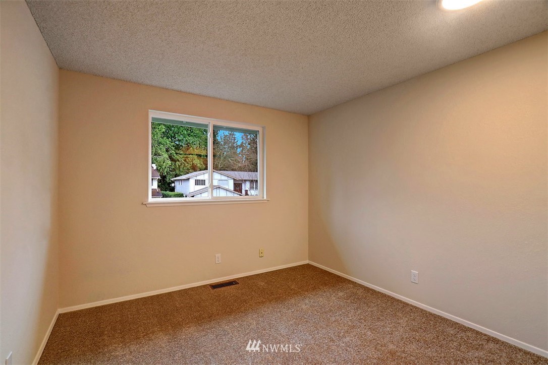 16731 23rd Avenue Southeast Bothell, WA 98012 - Photo 8 of 19 Gallery Image 8