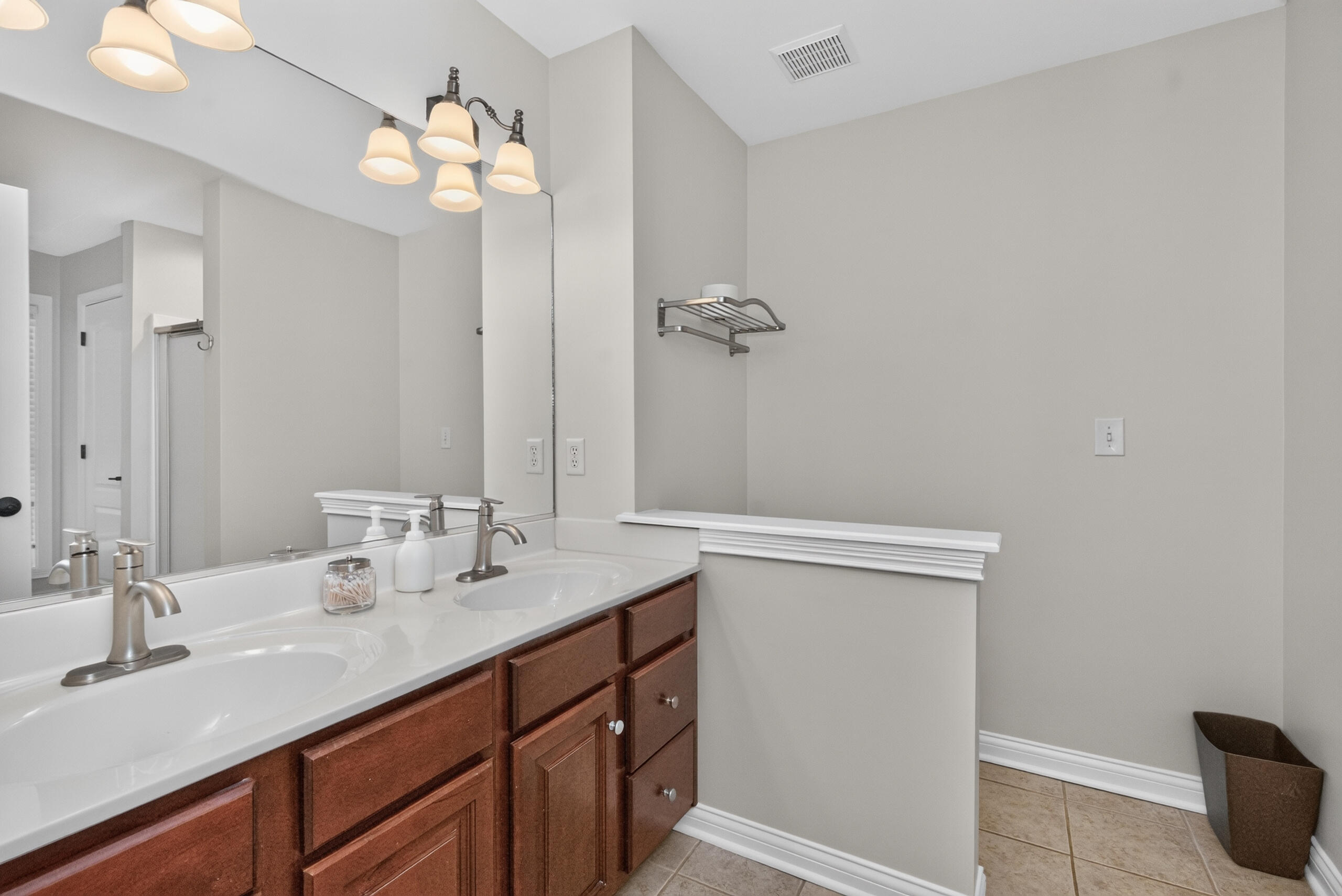 3720 Ridgeview Way Lexington, KY 40509 - Photo 25 of 38 Primary bathroom