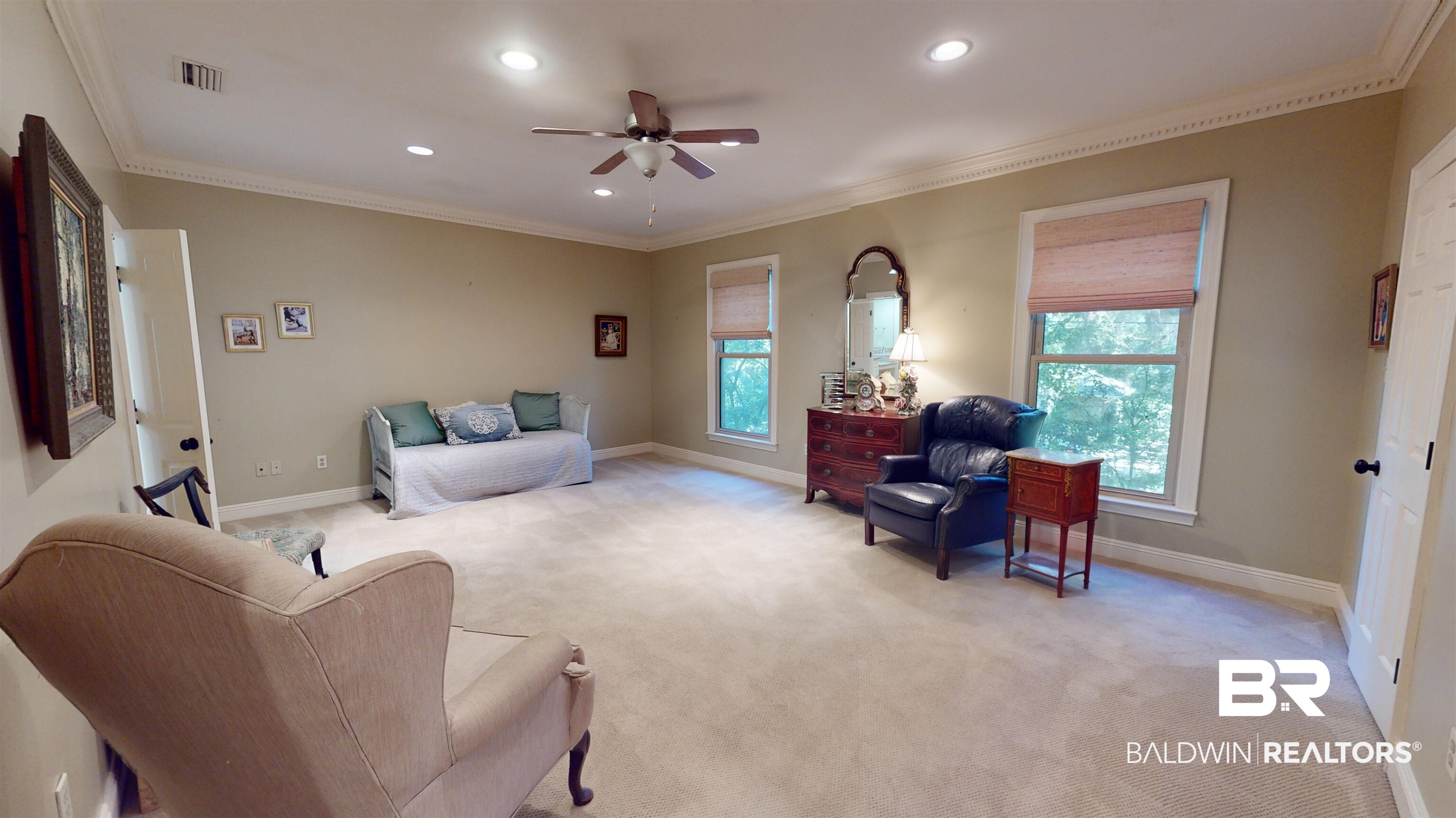 2404 Spring Hill Avenue, Unit 115 Mobile, AL 36607 - Photo 16 of 38 Primary Bedroom