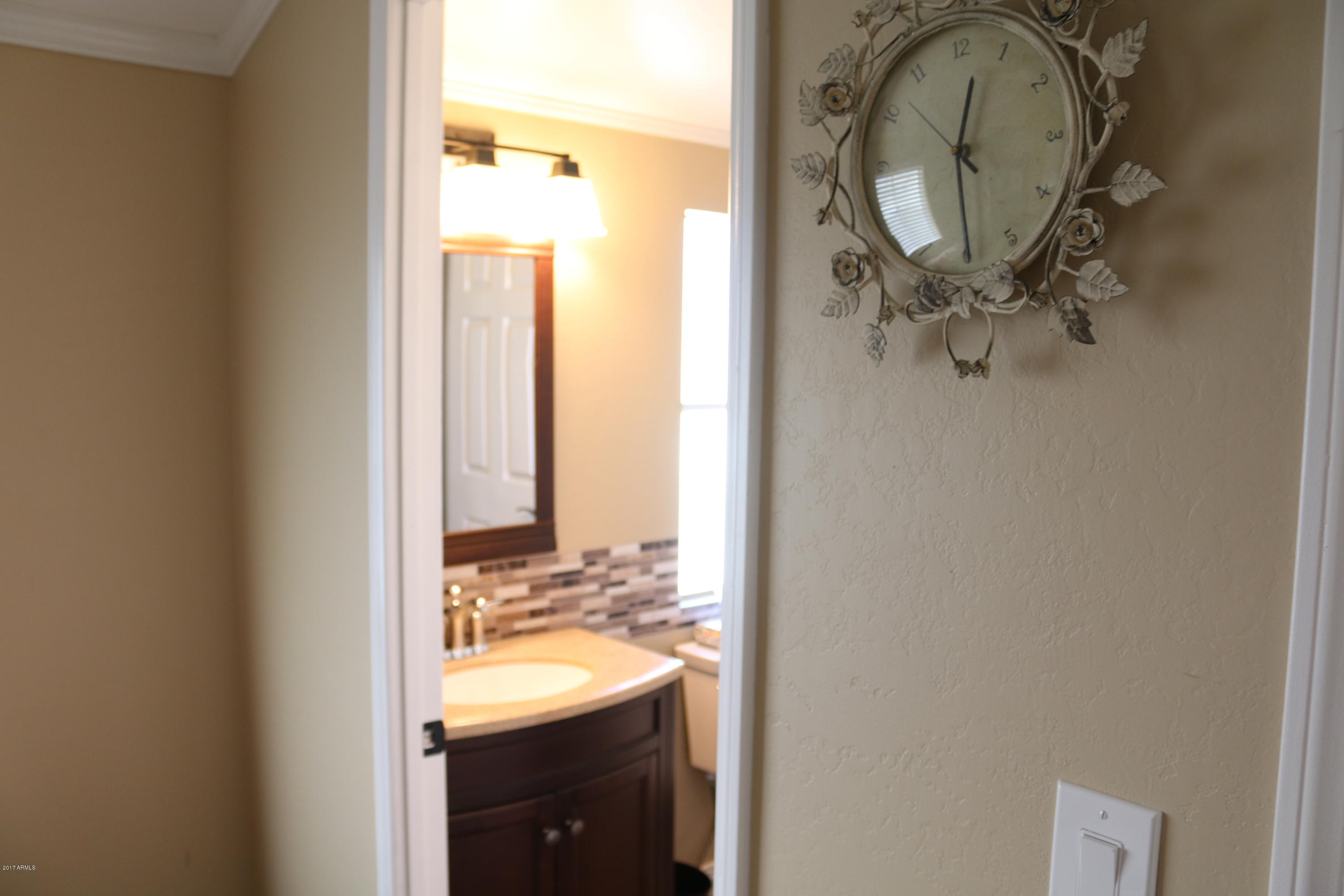 17200 West Bell Road, Unit 836 Surprise, AZ 85374 - Photo 21 of 45 Bathroom from bedroom