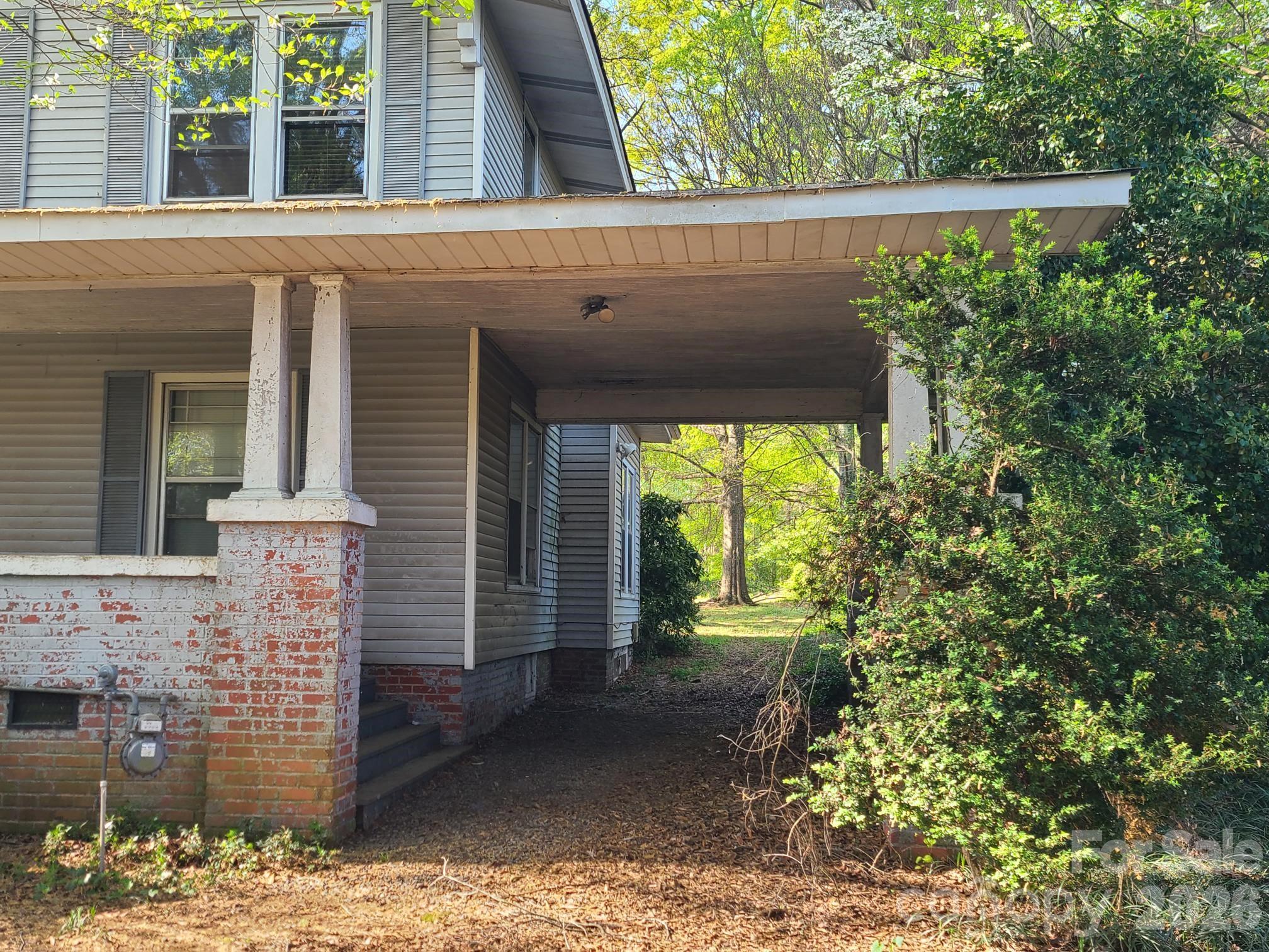 804 Emmanuel Church Road Conover, NC 28613 - Photo 2 of 36