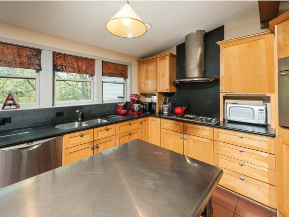 36 Goose Point Road Kittery, ME 03905 - Photo 13 of 30