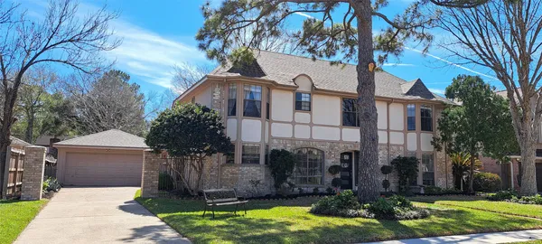 $485,000 | 16405 Smith Street, Jersey Village, TX 77040