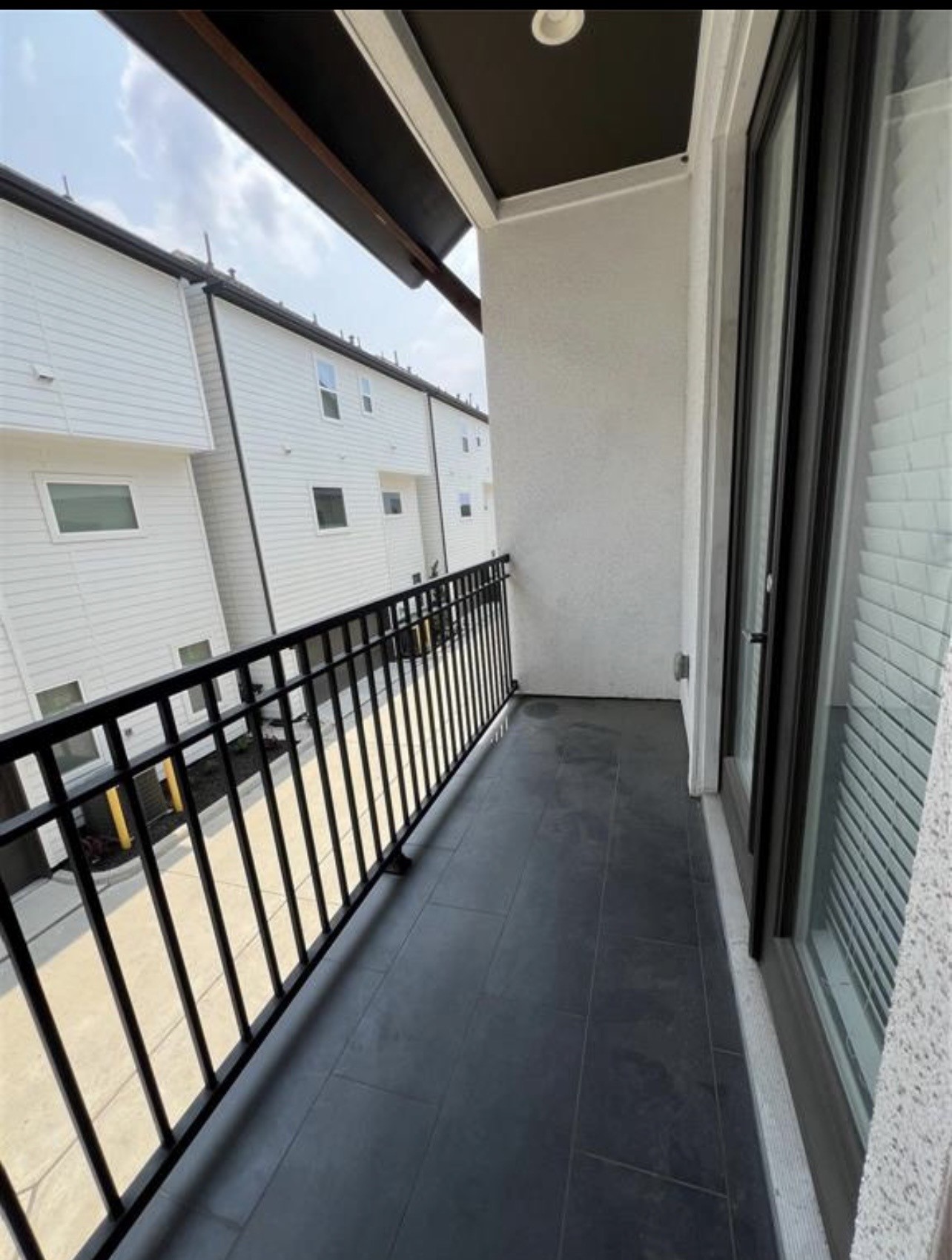1224 Upton Street Houston, TX 77020 - Photo 18 of 48 2nd floor balcony