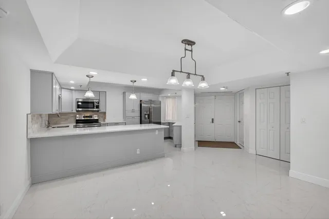 $825,000 | 176 Helios Drive, Unit 209, Jupiter, FL 33477