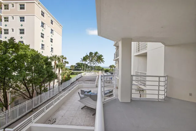 $825,000 | 176 Helios Drive, Unit 209, Jupiter, FL 33477