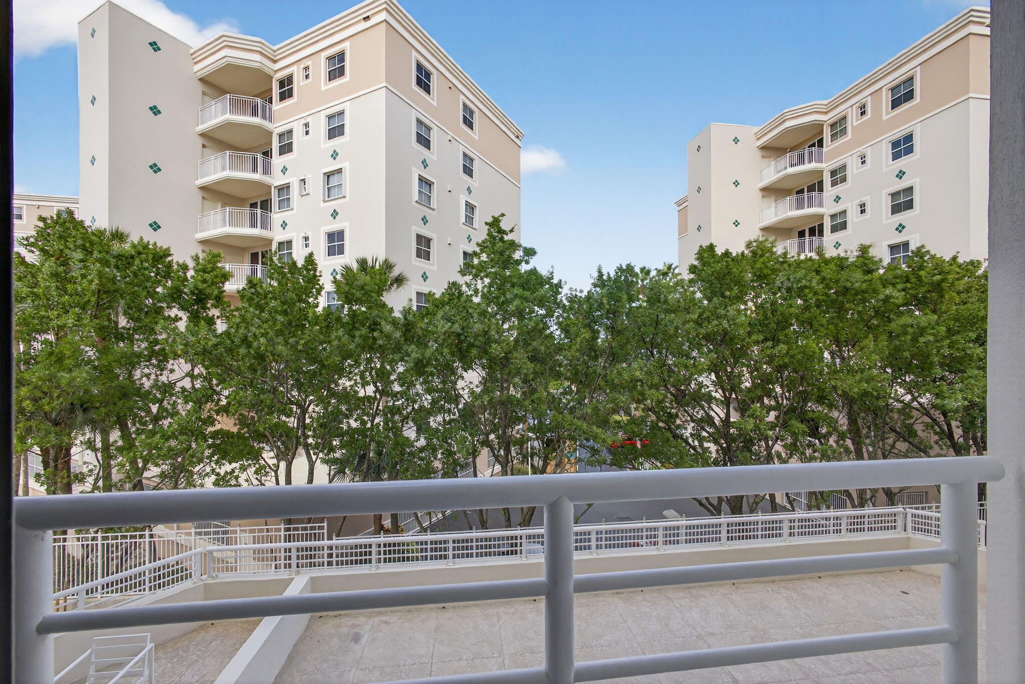 176 Helios Drive, Unit 209 Jupiter, FL 33477 - Photo 41 of 62 38-web-or-mls-5D1A0449