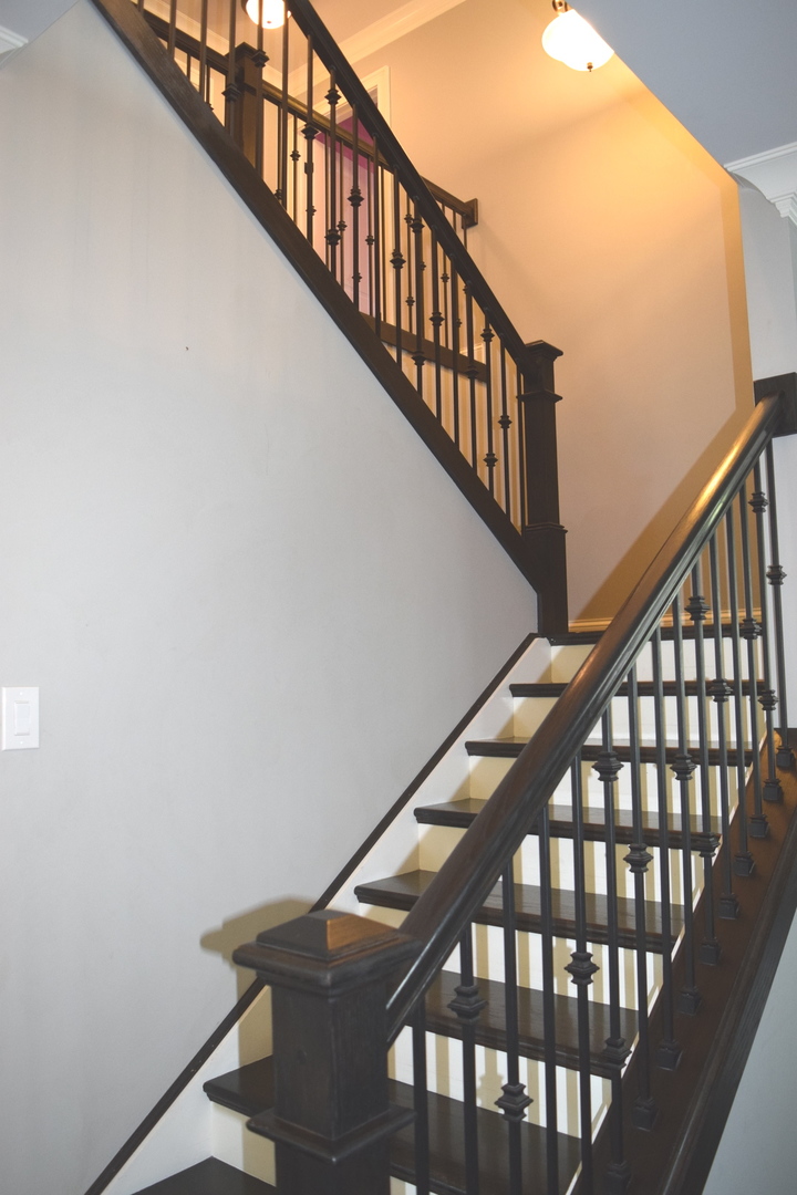 3003 Wayland Avenue Elgin, IL 60124 - Photo 25 of 32 a view of entryway