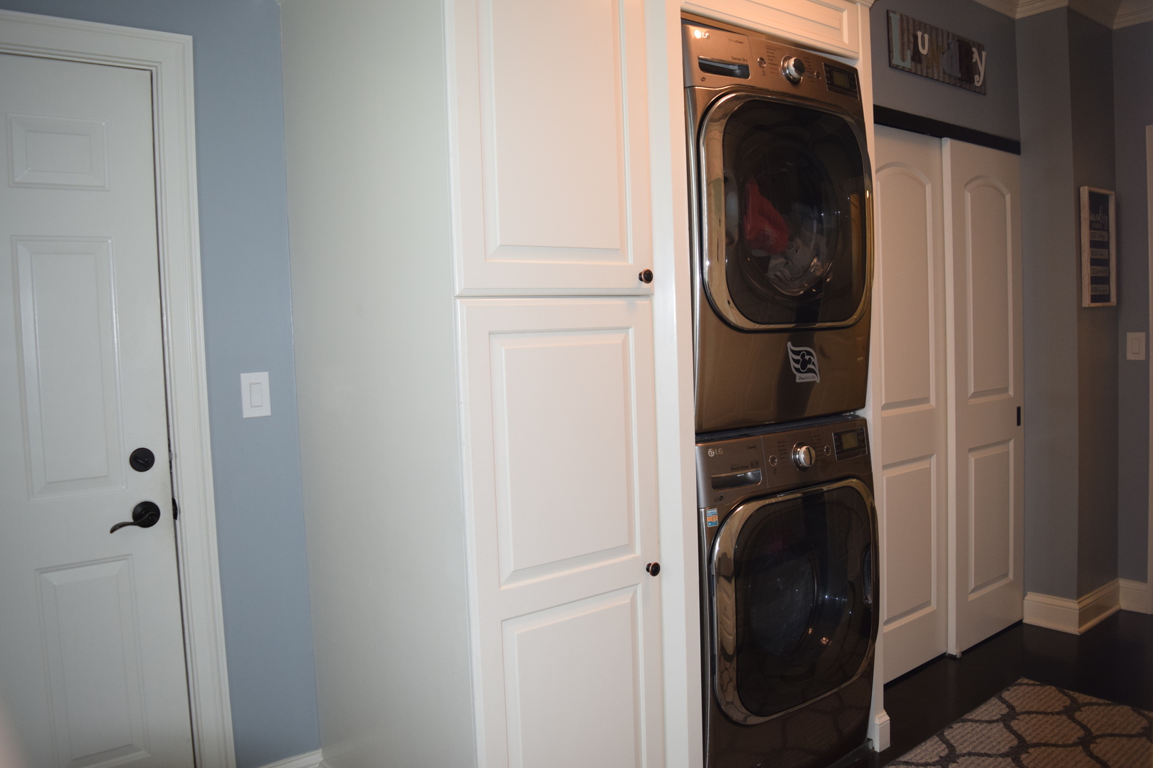 3003 Wayland Avenue Elgin, IL 60124 - Photo 10 of 32 a close up view of a sink and a washer and dryer