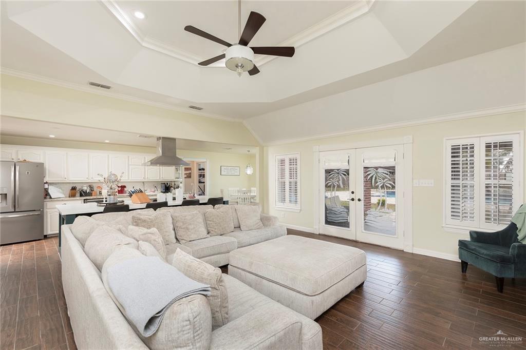 1902 Sundance Street Palmhurst, TX 78573 - Photo 7 of 43 a living room with furniture and a large window