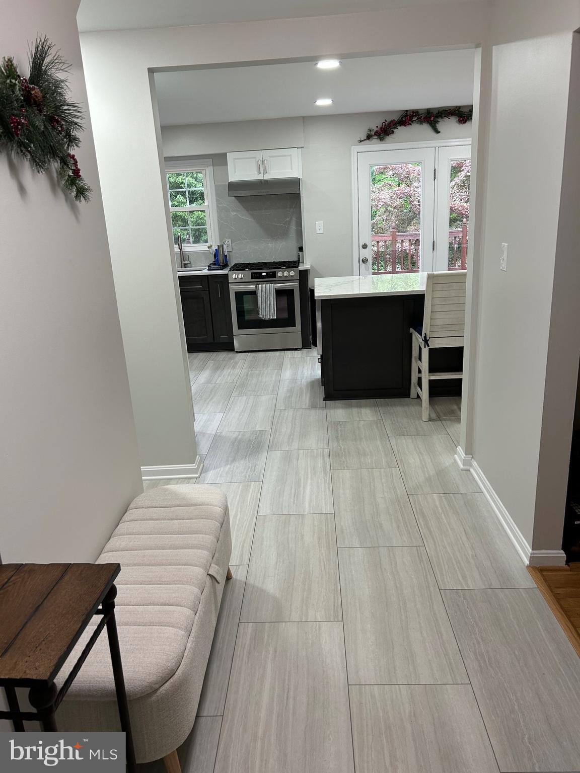 9214 Talisman Drive Vienna, VA 22182 - Photo 2 of 8