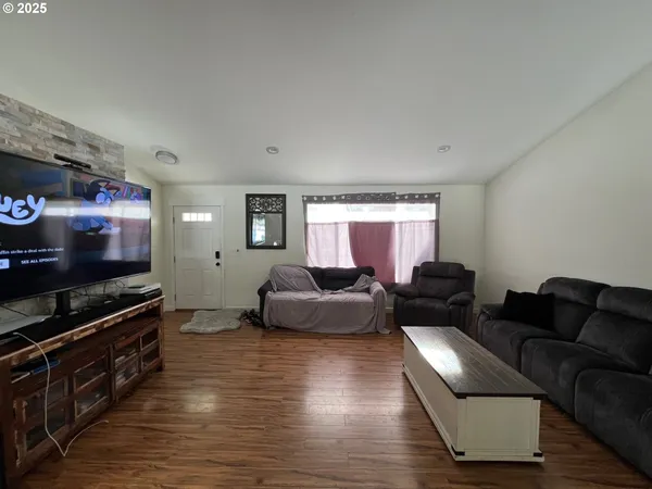 $524,900 | 16042 Sparks Drive, La Pine, OR 97739